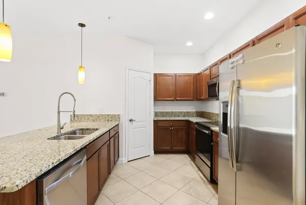 $2,500 | 9512 Southwest Merlin Court, Stuart, FL 34997