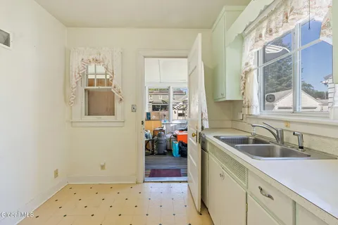 $145,000 | 143 5th Avenue, Gloversville, NY 12078