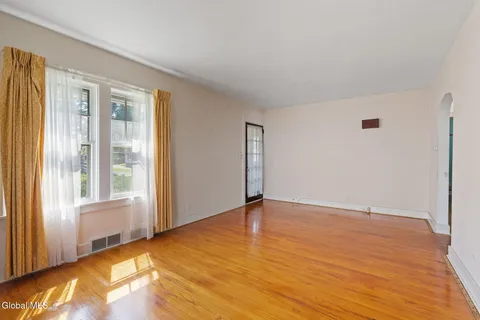 $145,000 | 143 5th Avenue, Gloversville, NY 12078