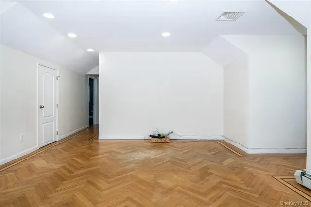 $3,200 | 89 Ridgewood Avenue, Unit 2, Yonkers, NY 10704