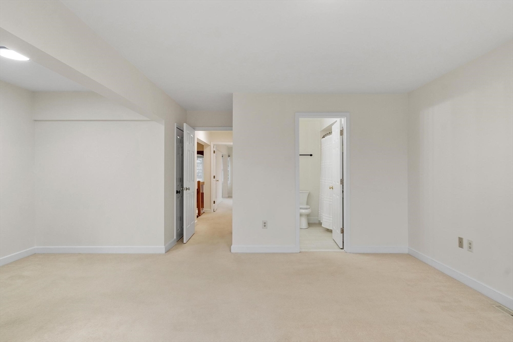 75 Page Road, Unit 20 Bedford, MA 01730 - Photo 24 of 42