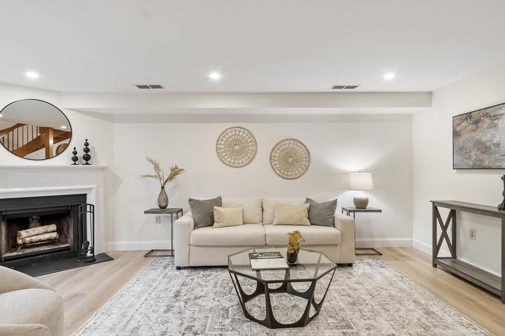 75 Page Road, Unit 20 Bedford, MA 01730 - Photo 3 of 42