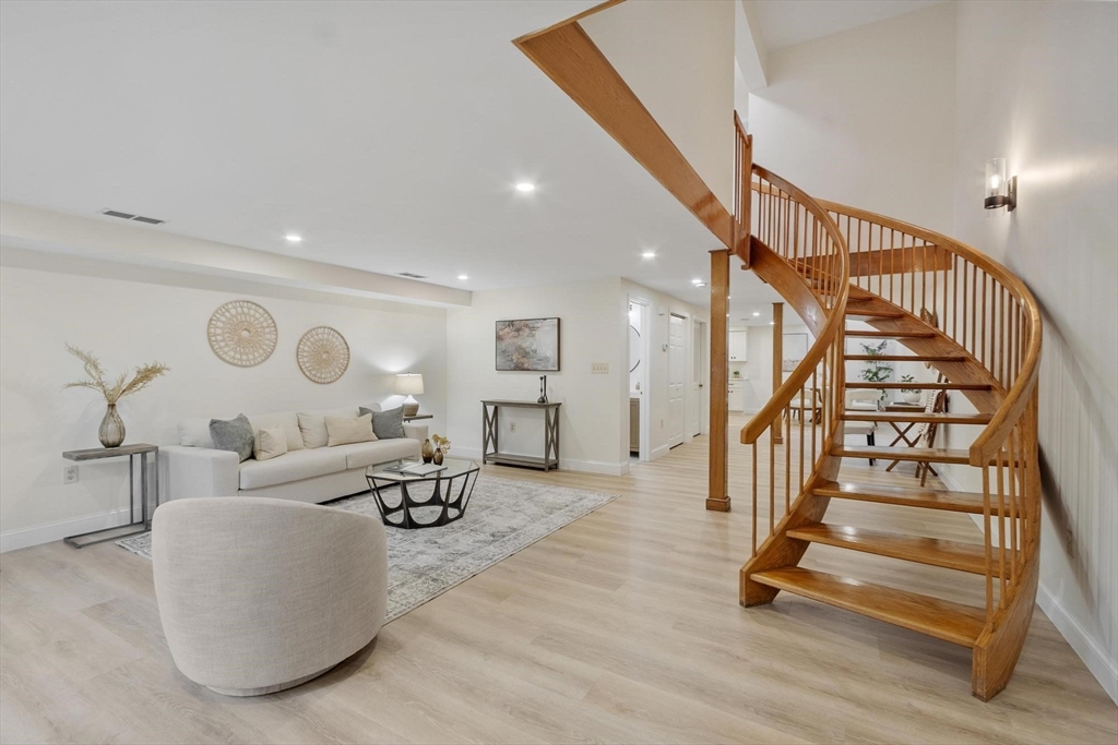 75 Page Road, Unit 20 Bedford, MA 01730 - Photo 5 of 42