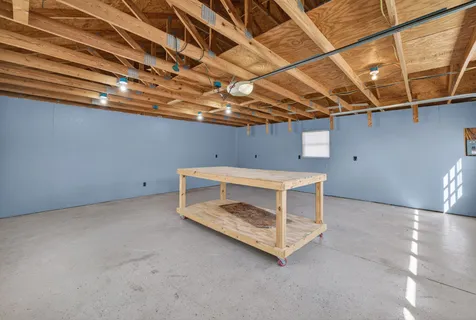 $425,000 | 217 Timberlake Drive, Springfield, TN 37172