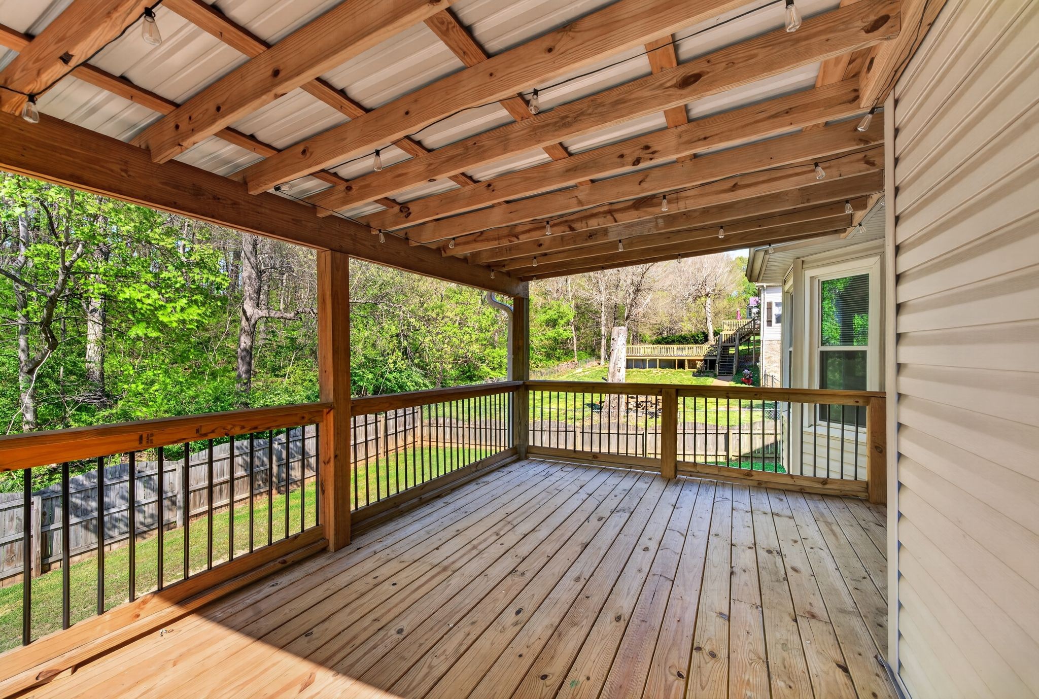 217 Timberlake Drive Springfield, TN 37172 - Photo 3 of 13