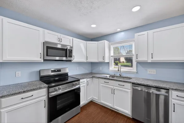 $425,000 | 217 Timberlake Drive, Springfield, TN 37172