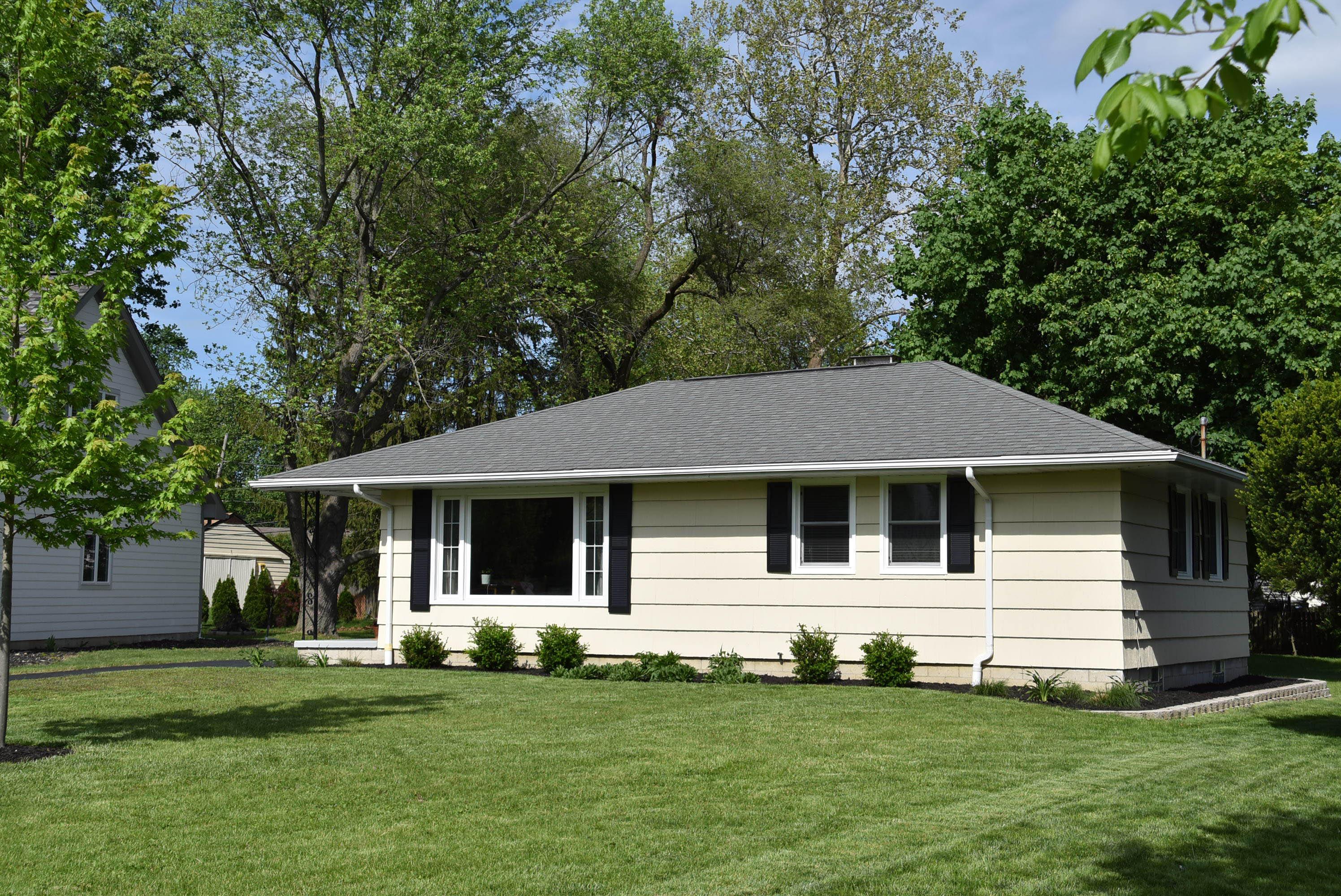 3264 Mountview Road Columbus, OH 43221 - Photo 3 of 19
