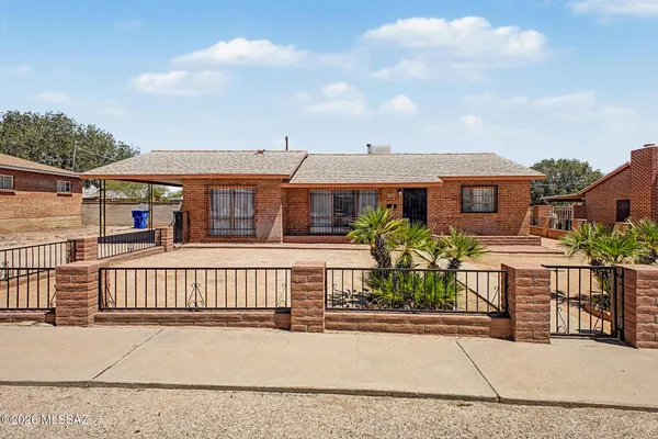 $320,000 | 6619 East Scarlett Street, Tucson, AZ 85710