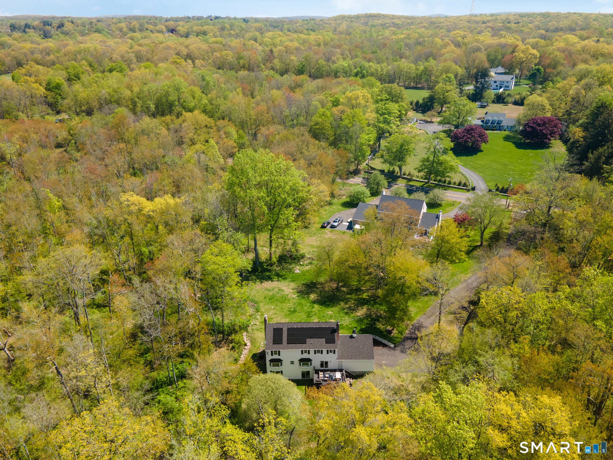 225 Bethmour Road Bethany, CT 06524 - Photo 3 of 39