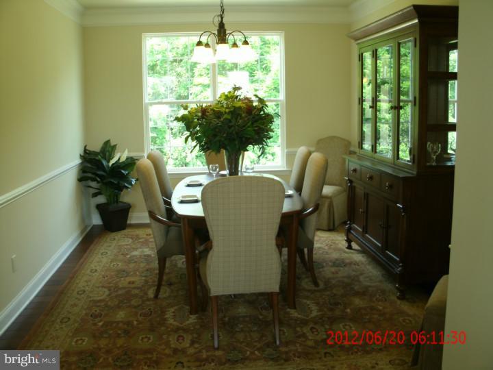 320 Windsor Road Mullica Hill, NJ 08062 - Photo 3 of 7 Dining Room