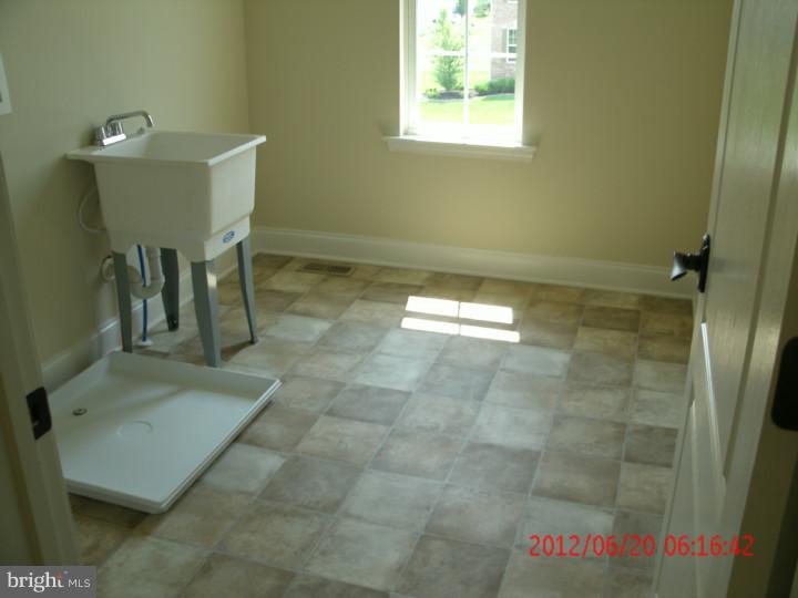 320 Windsor Road Mullica Hill, NJ 08062 - Photo 6 of 7 Laundry Room
