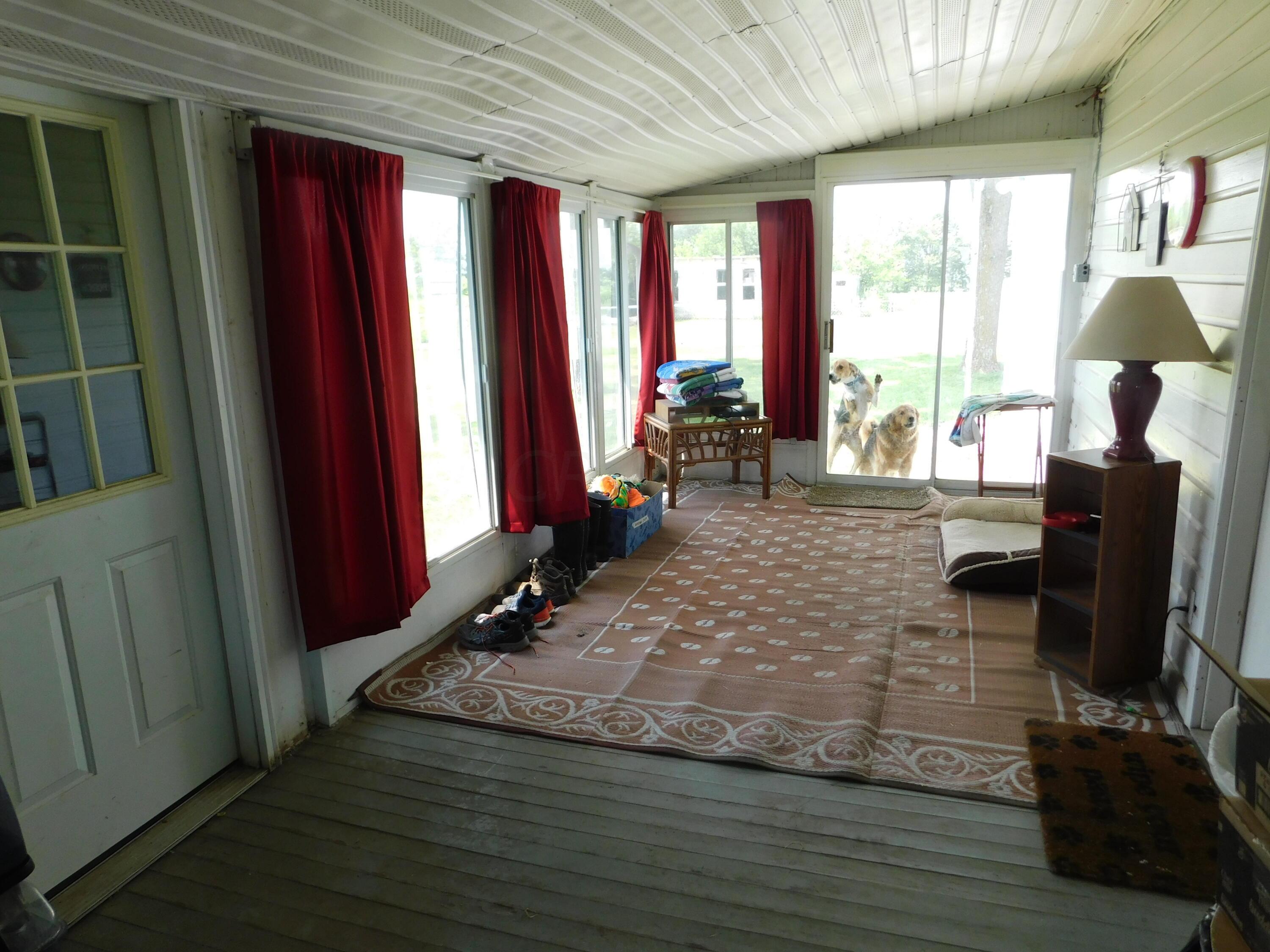 31481 Hamilton Road Richwood, OH 43344 - Photo 21 of 24 Sun Room