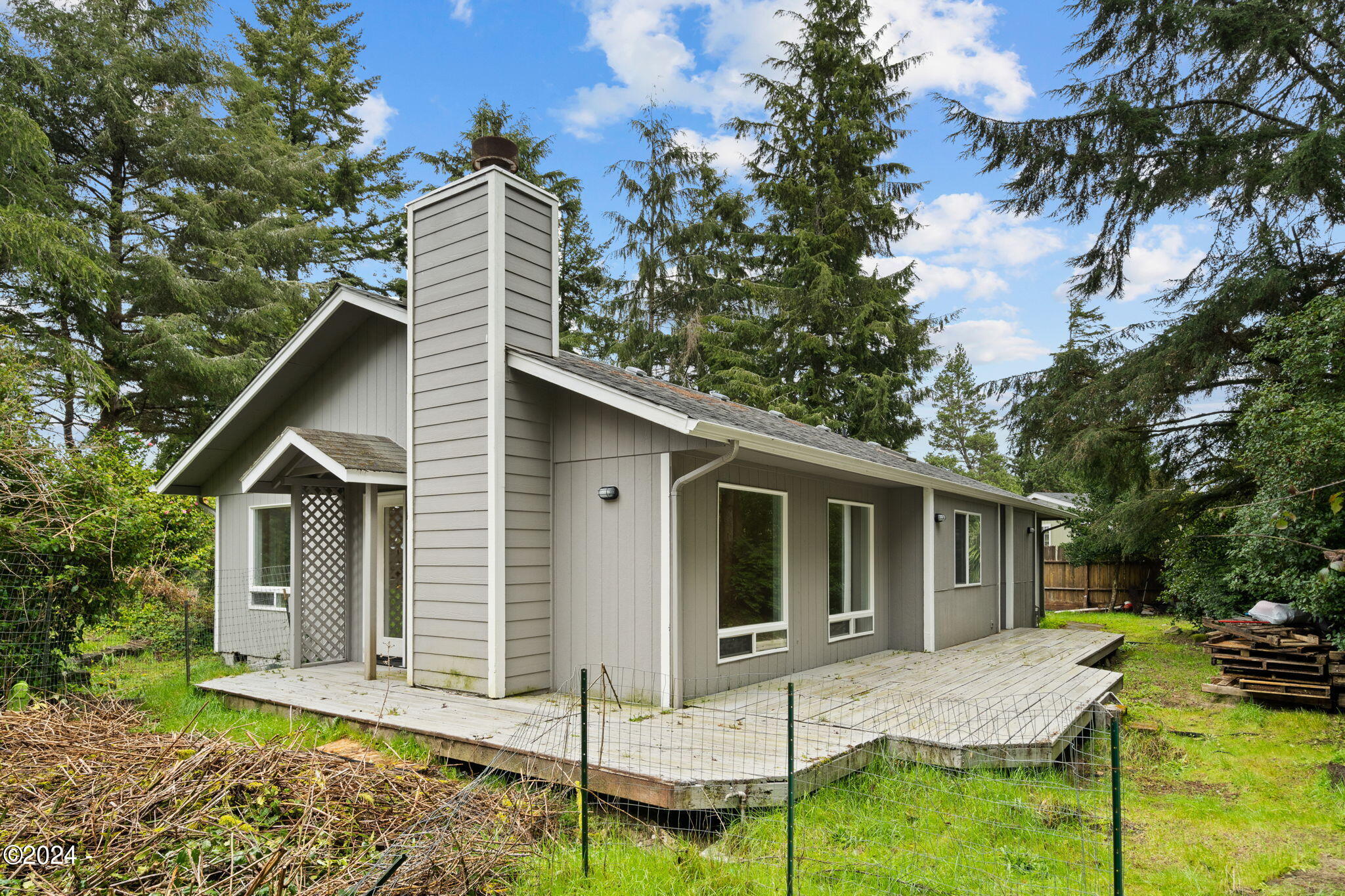 2108 15th Place Florence, OR 97439 - Photo 37 of 39 42-web-or-mls-COM00094