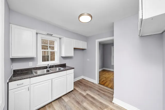 $244,999 | 307 Geneva Avenue, Bellwood, IL 60104