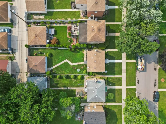 $244,999 | 307 Geneva Avenue, Bellwood, IL 60104