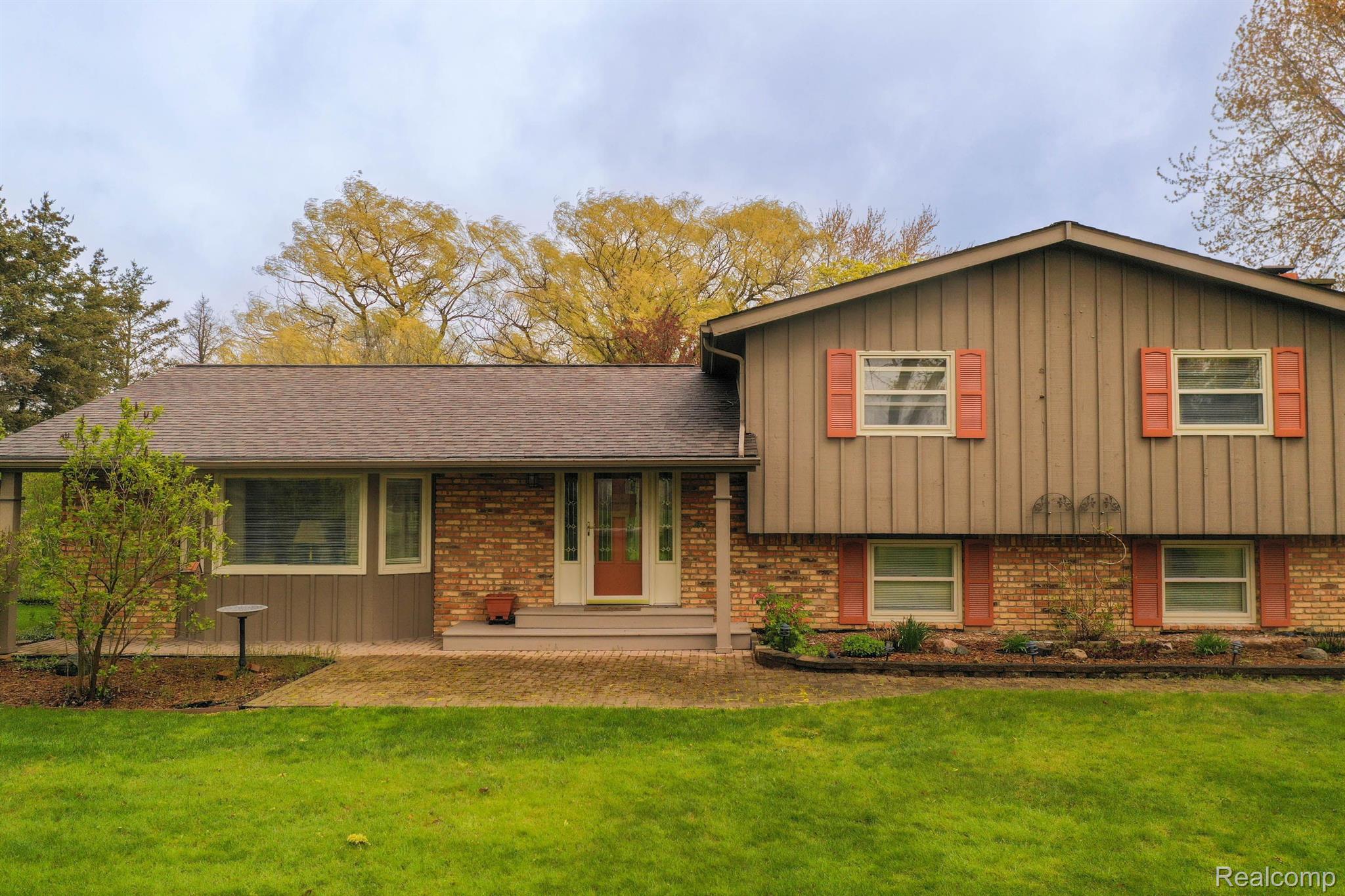 8390 Calkins Road Flint, MI 48532 - Photo 2 of 47 Gallery Image 2