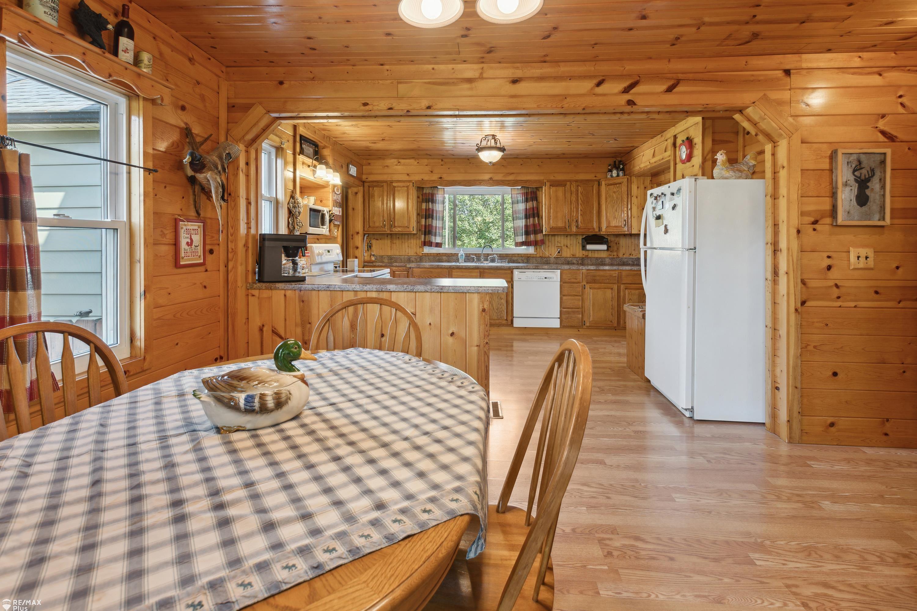 5305 Marathon Road Columbiaville, MI 48421 - Photo 11 of 55 50153592-05147b62-7fe8-4be9-9c22-082401577ed1.JPG