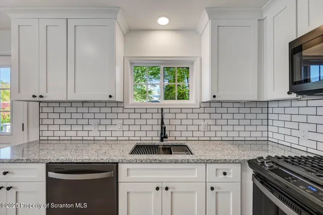 $275,000 | 110 Morgan Street, Jessup, PA 18434