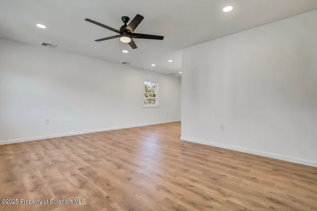 $275,000 | 110 Morgan Street, Jessup, PA 18434