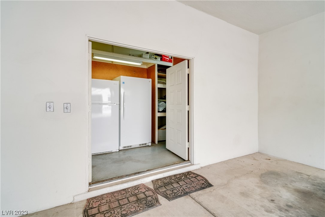 3445 Westwind Road Las Vegas, NV 89146 - Photo 33 of 51 Custom Wine Room / Addition l Storage