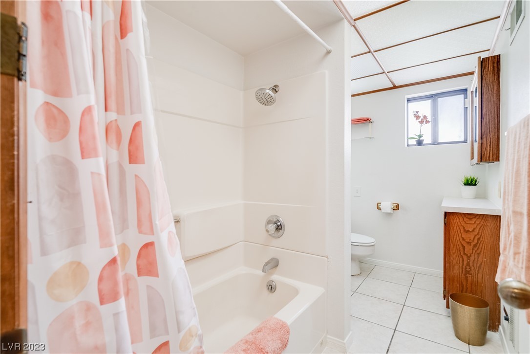 3445 Westwind Road Las Vegas, NV 89146 - Photo 39 of 51 Guest House Bathroom
