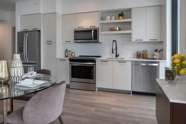 $3,796 | 221 Southwest 12th Street, Unit 416, Miami, FL 33130