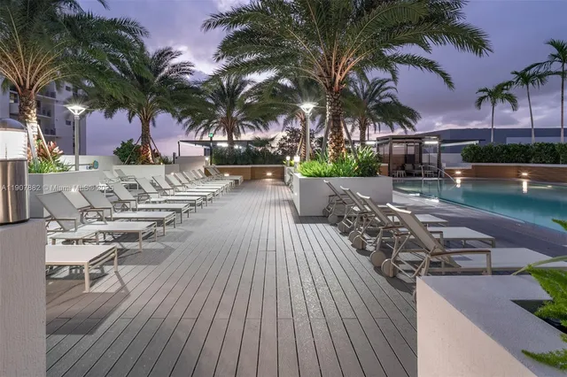 $3,796 | 221 Southwest 12th Street, Unit 416, Miami, FL 33130