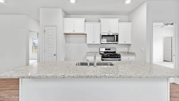 $267,900 | 509 Vista Pointe Drive, Pearl, MS 39208