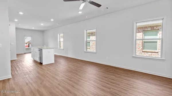 $267,900 | 509 Vista Pointe Drive, Pearl, MS 39208