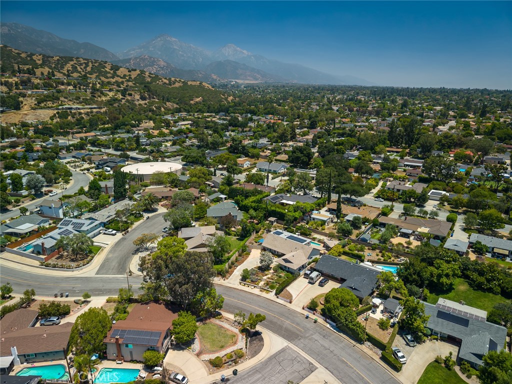 2220 Silver Tree Road Claremont, CA 91711 - Photo 64 of 74