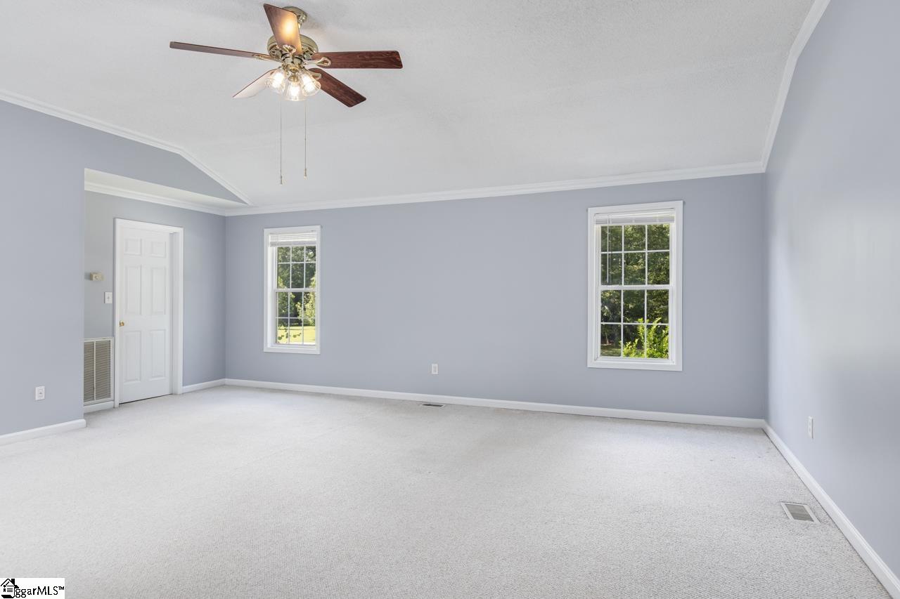 100 Sumter Street Clinton, SC 29325 - Photo 17 of 36