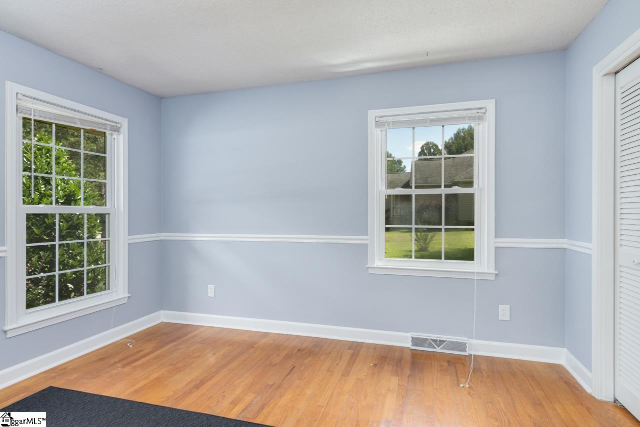 100 Sumter Street Clinton, SC 29325 - Photo 29 of 36