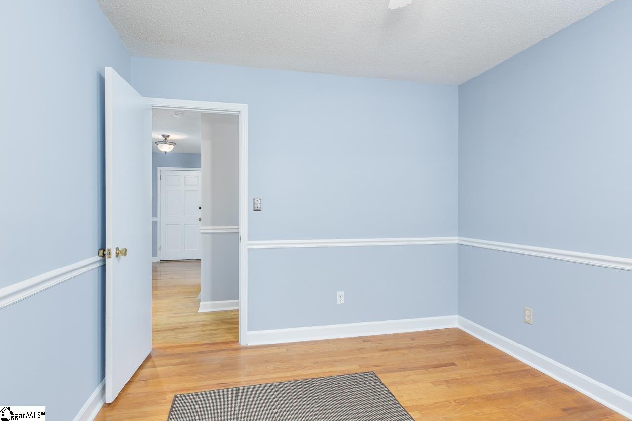 100 Sumter Street Clinton, SC 29325 - Photo 32 of 36