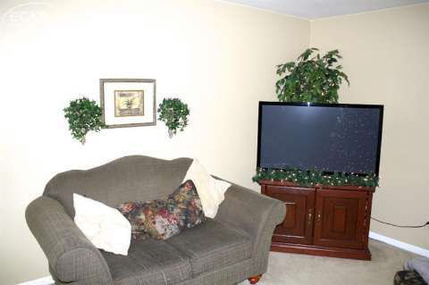 9073 Wilson Road Montrose, MI 48457 - Photo 15 of 66 20425861-14.JPG