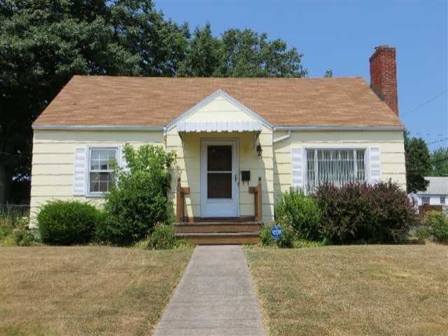 516 Spencer Road Irondequoit, NY 14609 - Photo 1 of 1 Exterior Front