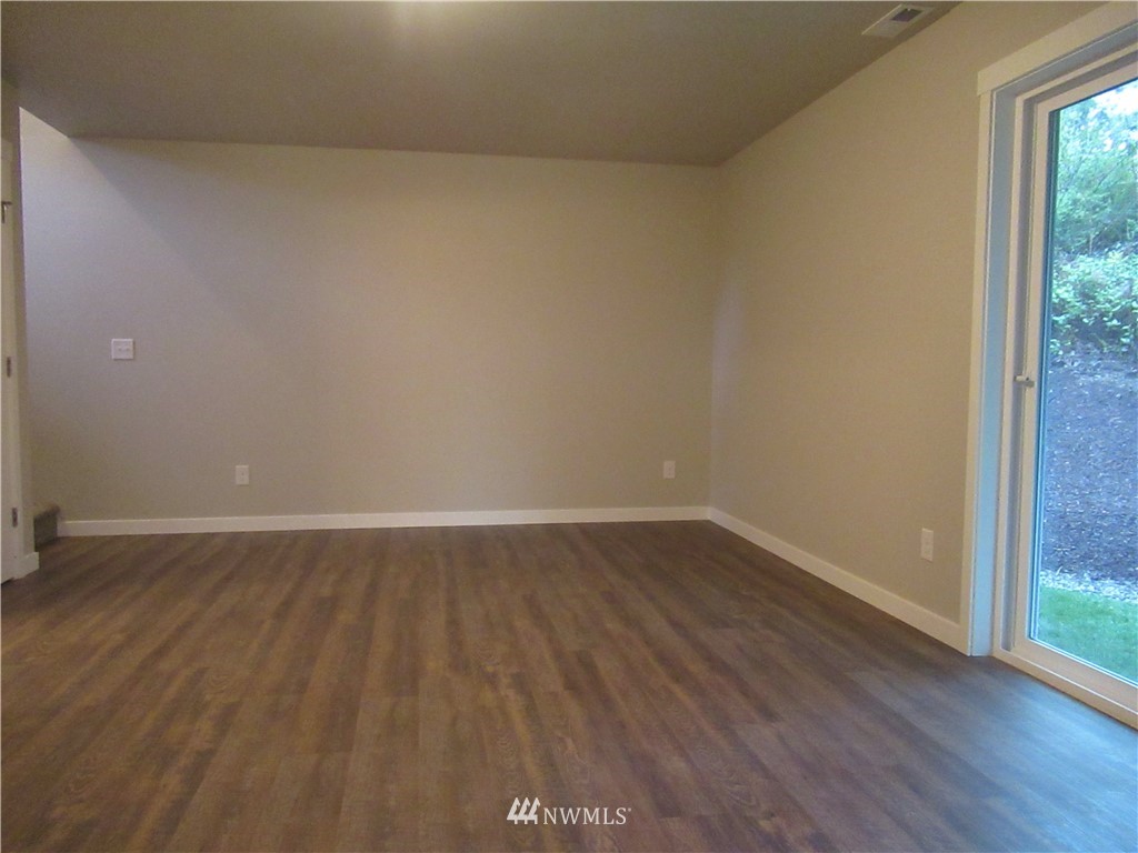 14720 125th Street Northwest Gig Harbor, WA 98329 - Photo 17 of 25