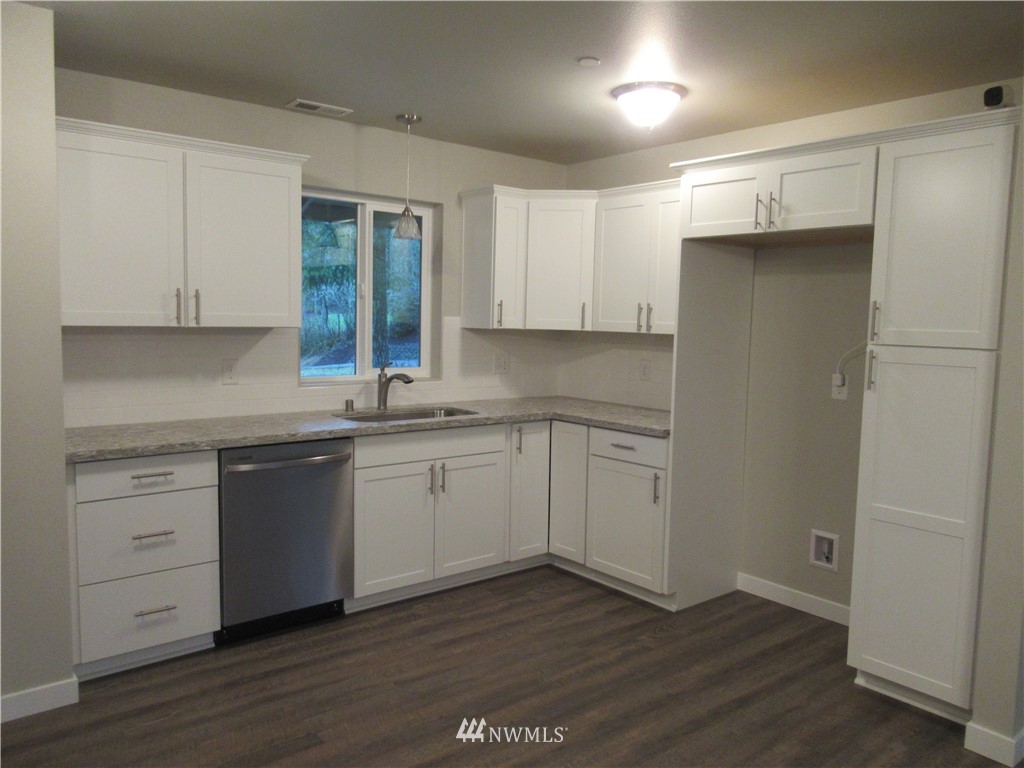 14720 125th Street Northwest Gig Harbor, WA 98329 - Photo 3 of 25