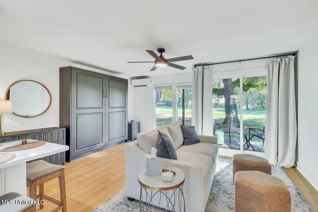 $1,500 | 118 Molokai, Unit D, Diamondhead, MS 39525