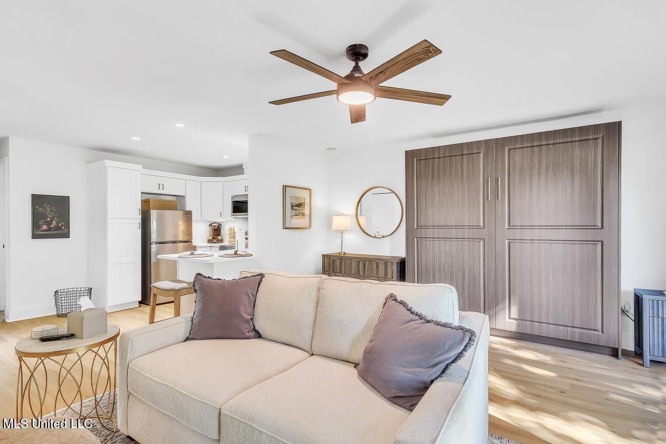 118 Molokai, Unit D Diamondhead, MS 39525 - Photo 4 of 26 4