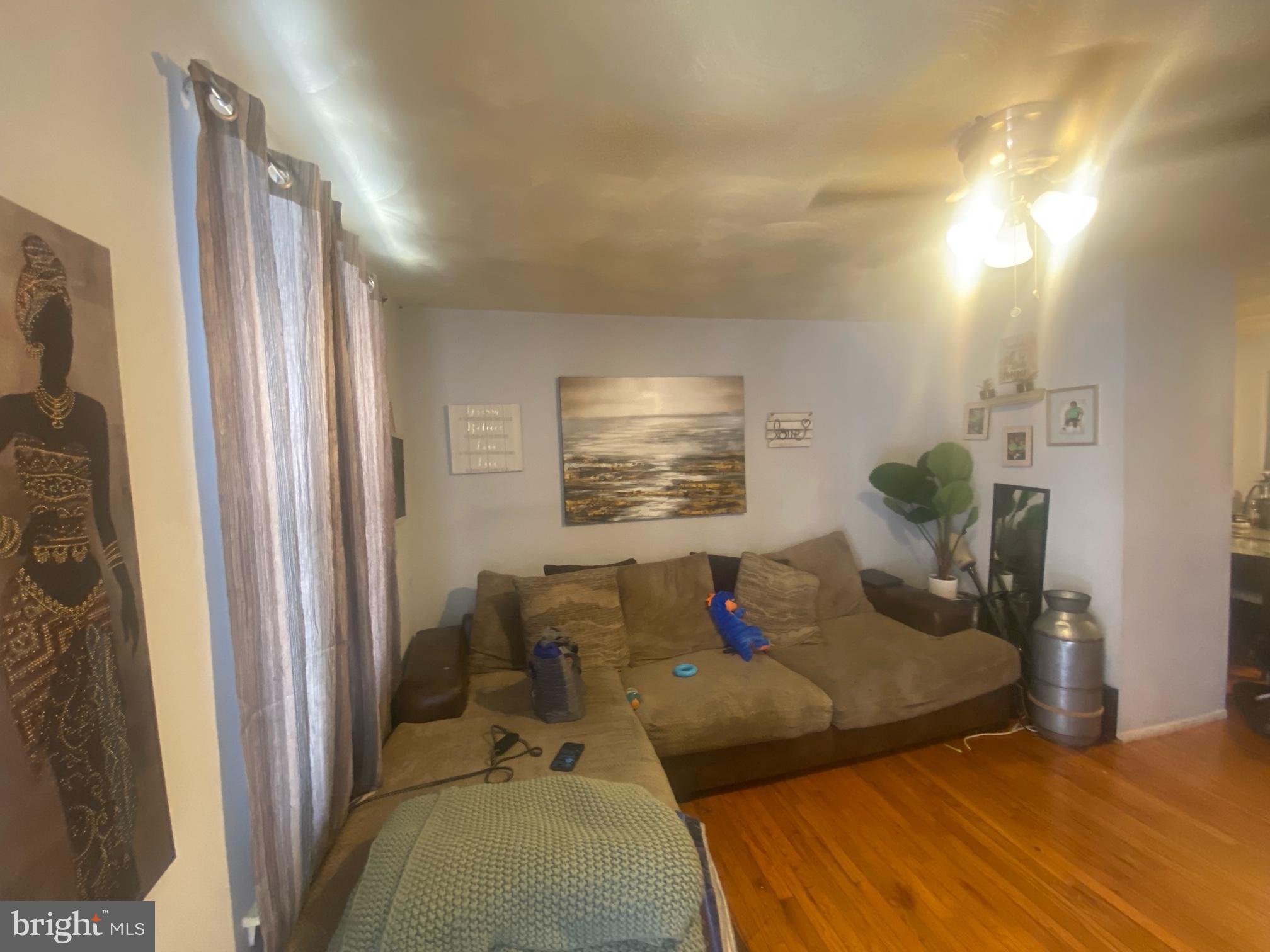 1918 Bonitz Street Philadelphia, PA 19140 - Photo 2 of 9