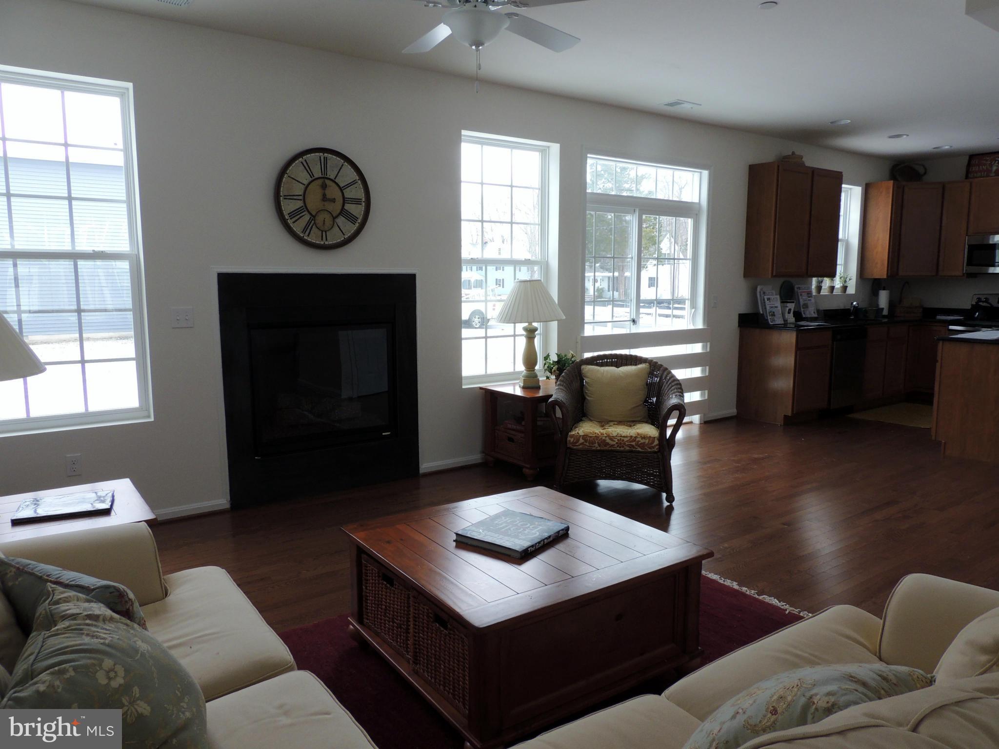 708 Trapper Way Deale, MD 20751 - Photo 5 of 30 Living Room