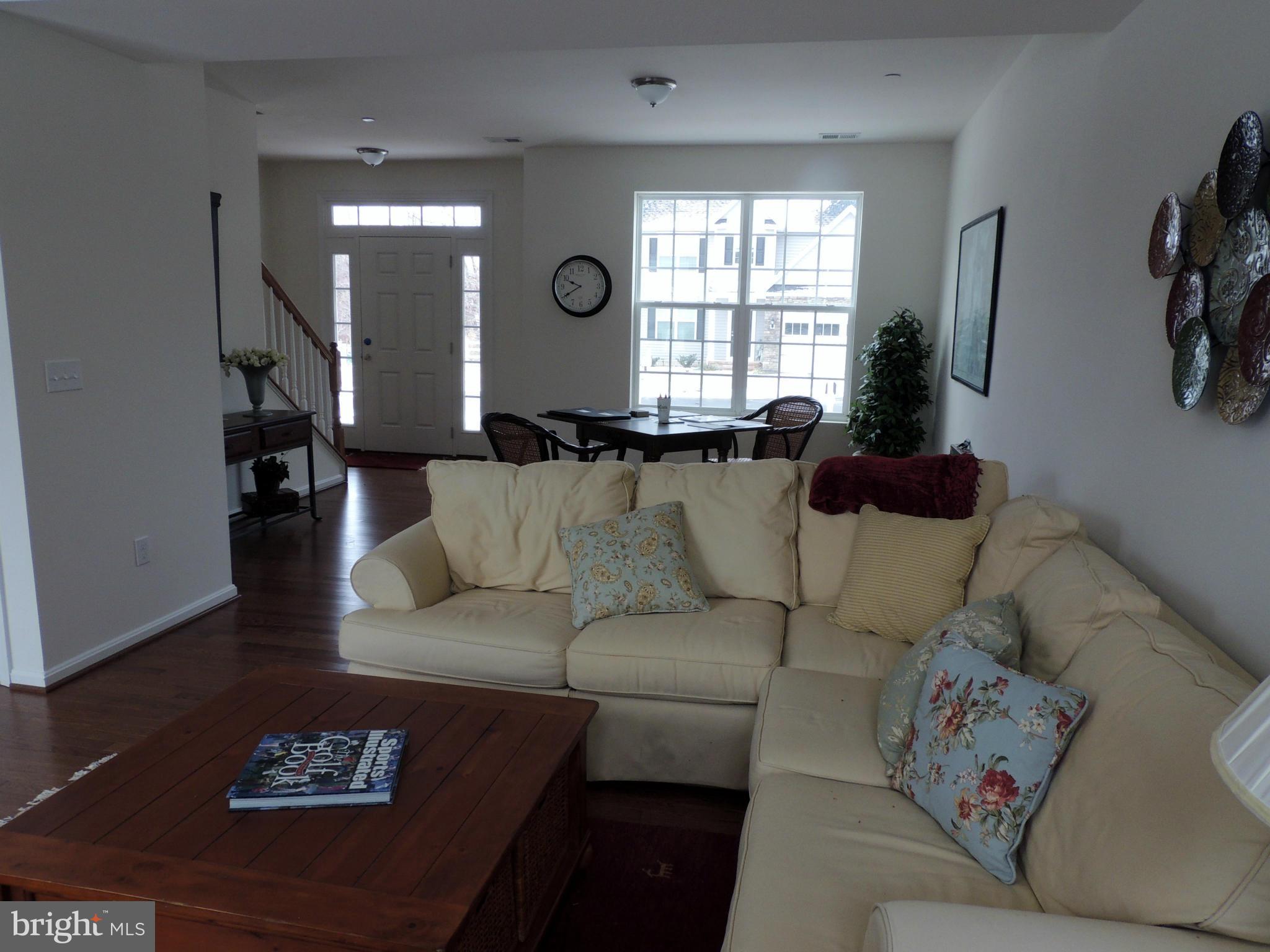 708 Trapper Way Deale, MD 20751 - Photo 7 of 30 Living Room