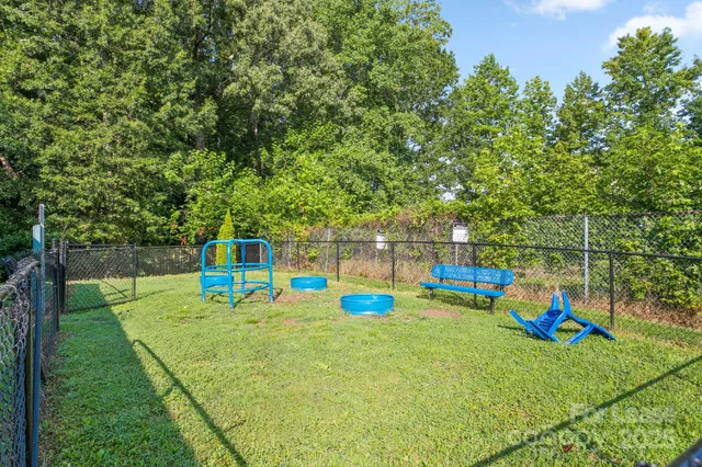 $1,425 | 3146 Baroda Lane, Unit D, Charlotte, NC 28269