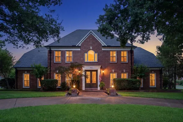 $785,000 | 2013 Goodview Drive, Germantown, TN 38139