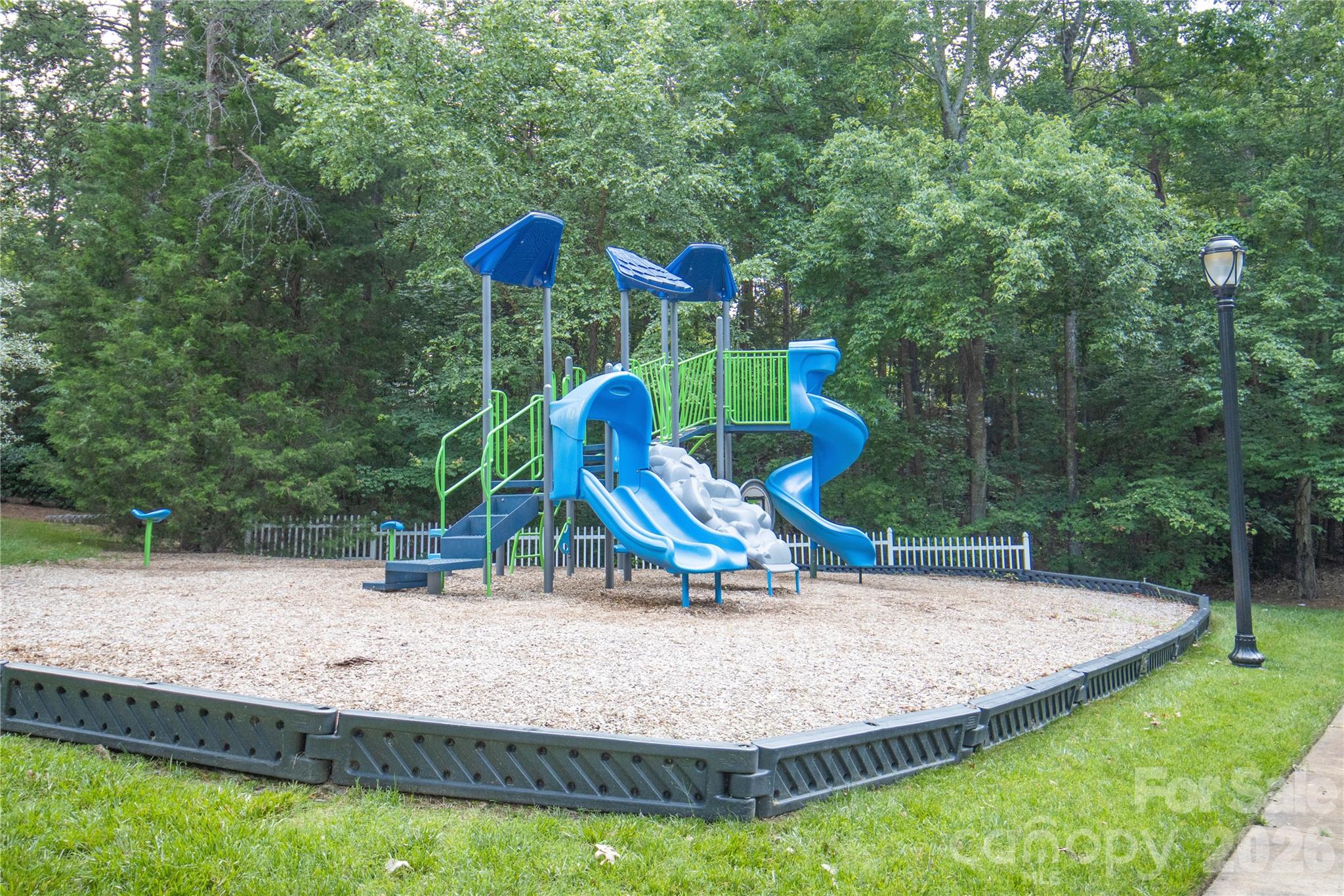 643 District Court Fort Mill, SC 29708 - Photo 36 of 41 a view of outdoor space with garden