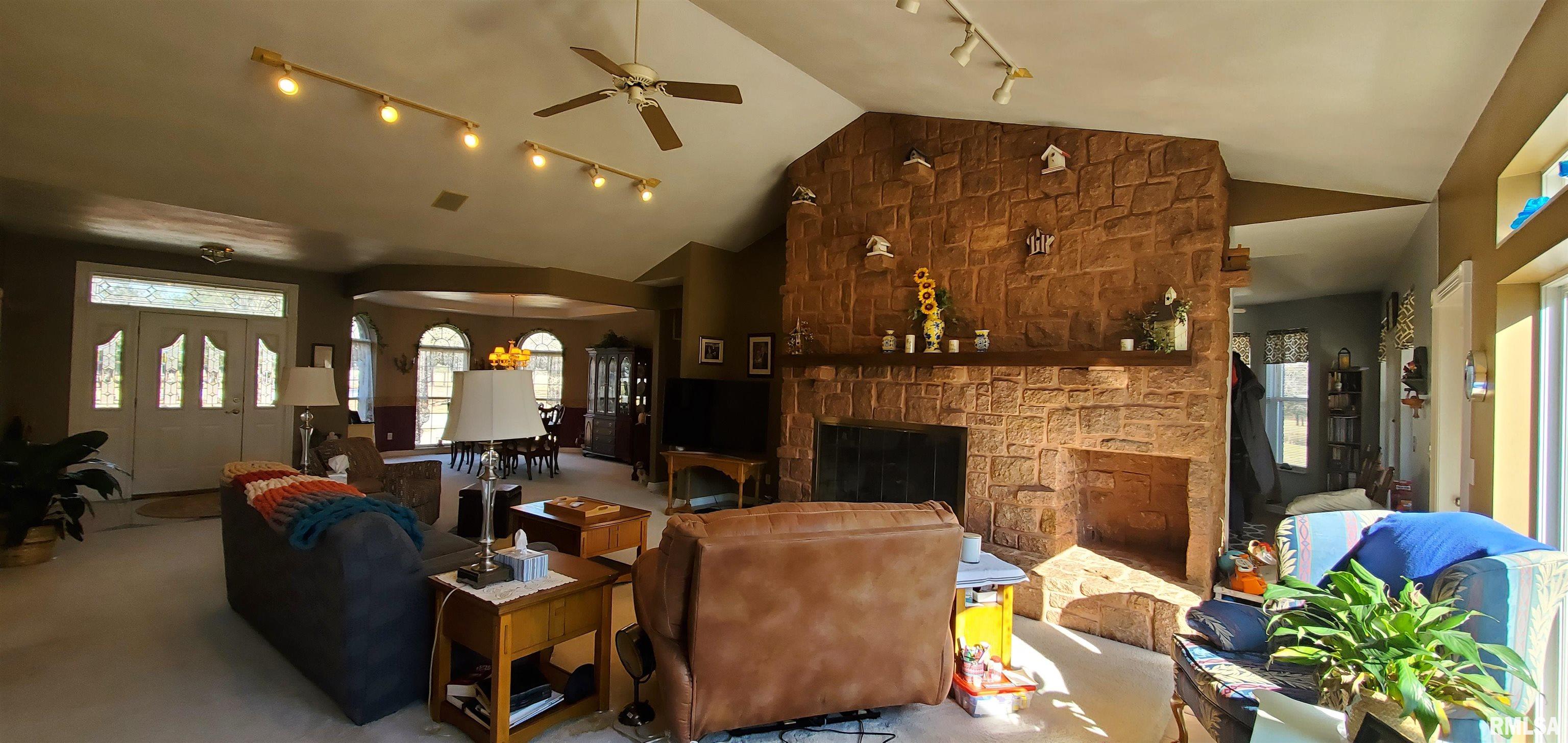 5614 Canary Road Pinckneyville, IL 62274 - Photo 15 of 39