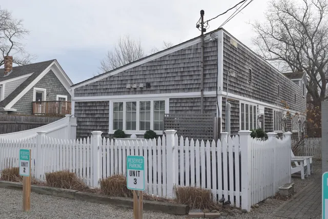 $618,000 | 3 Bradford Street, Unit 1, Provincetown, MA 02657