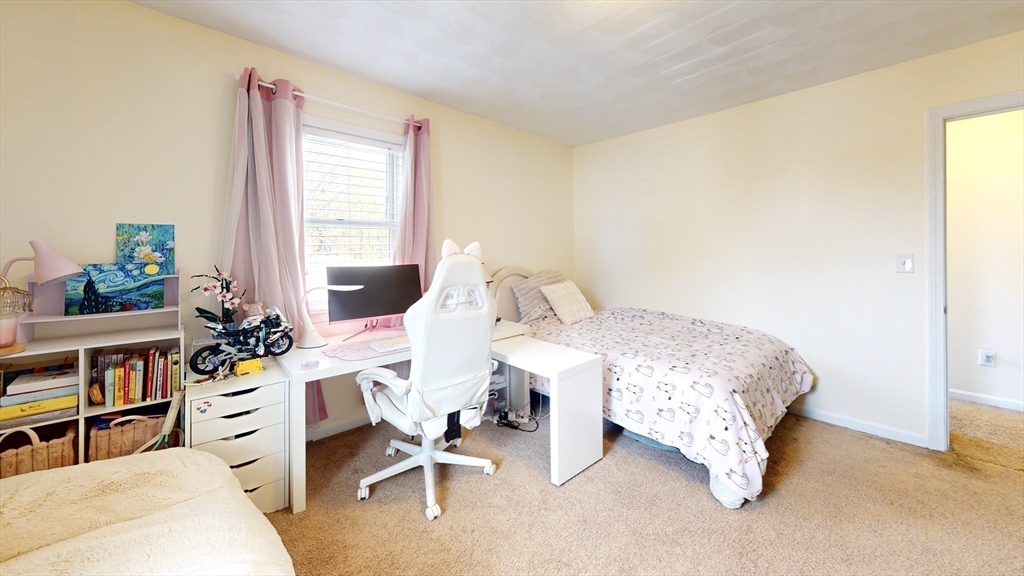 21 Herbert Street, Unit B Wakefield, MA 01880 - Photo 15 of 22