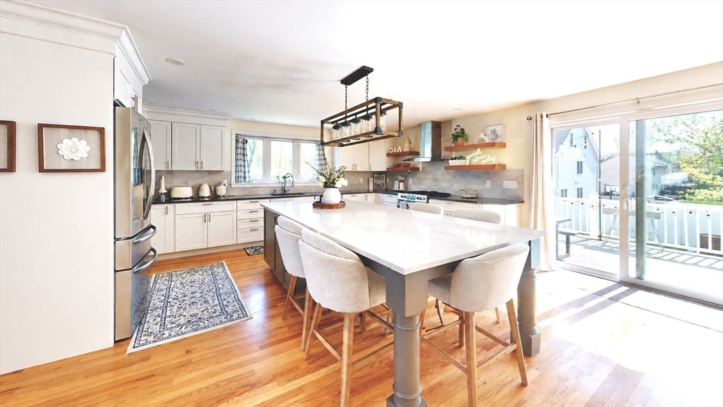 21 Herbert Street, Unit B Wakefield, MA 01880 - Photo 4 of 22