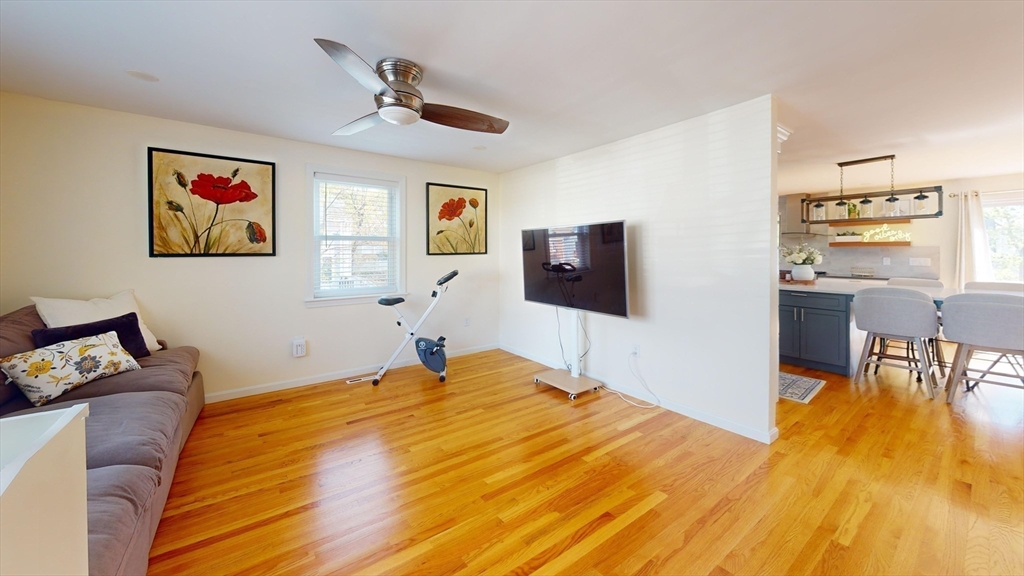 21 Herbert Street, Unit B Wakefield, MA 01880 - Photo 5 of 22